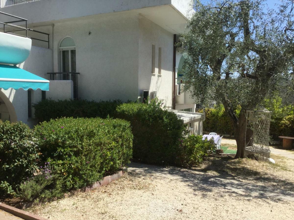 Residence I Faraglioni Mattinata Dış mekan fotoğraf